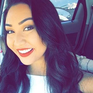 Meet your Posher, Jade